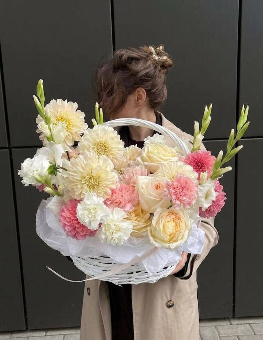 Авторская композиция «Яркая шалость»